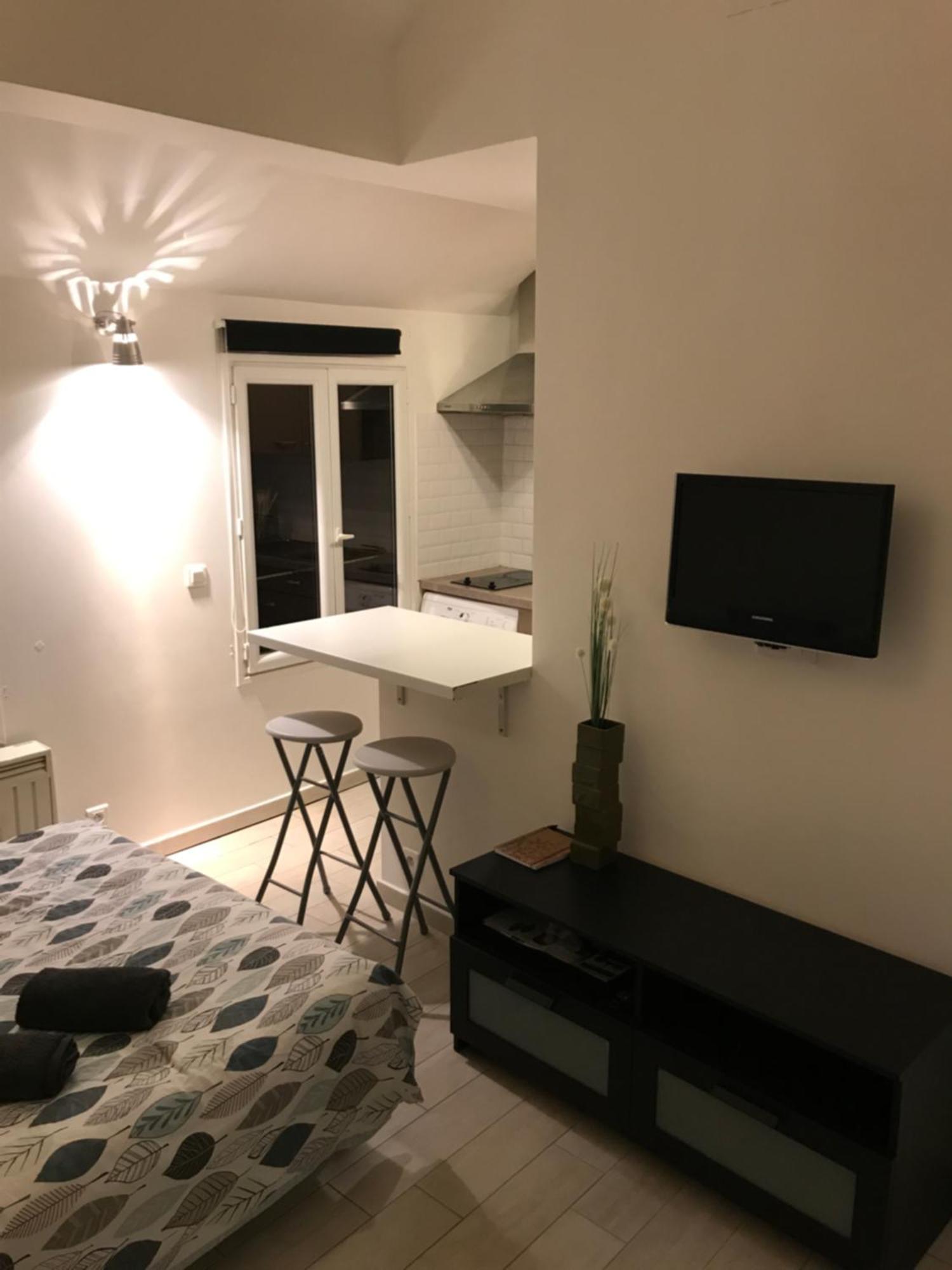 Le - Hyper Centre De - Proche Insead Apartment *